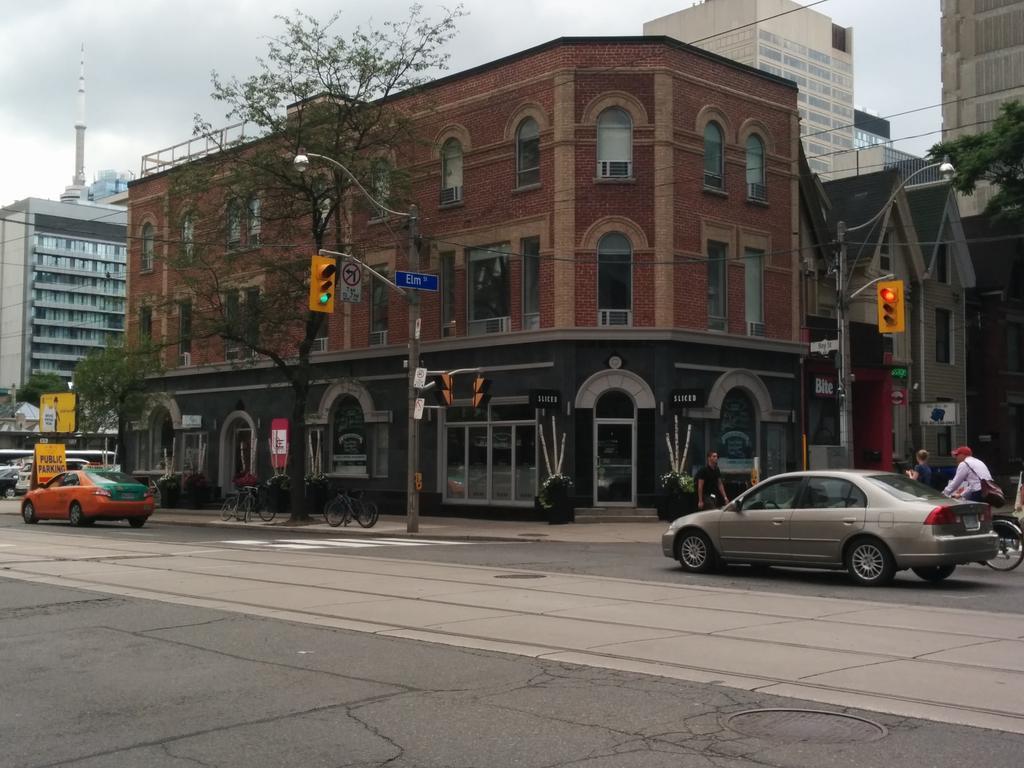 Baystreet Hotel/Motel Toronto Exterior photo