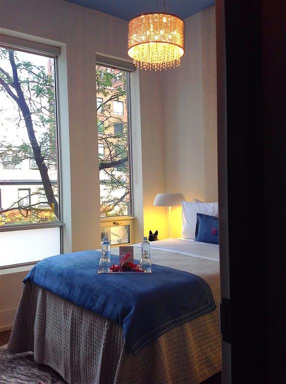 Baystreet Hotel/Motel Toronto Room photo